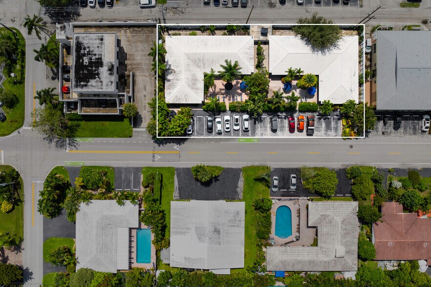 More Photos Of 2648 NE 32nd St, Fort Lauderdale Hotel For Sale