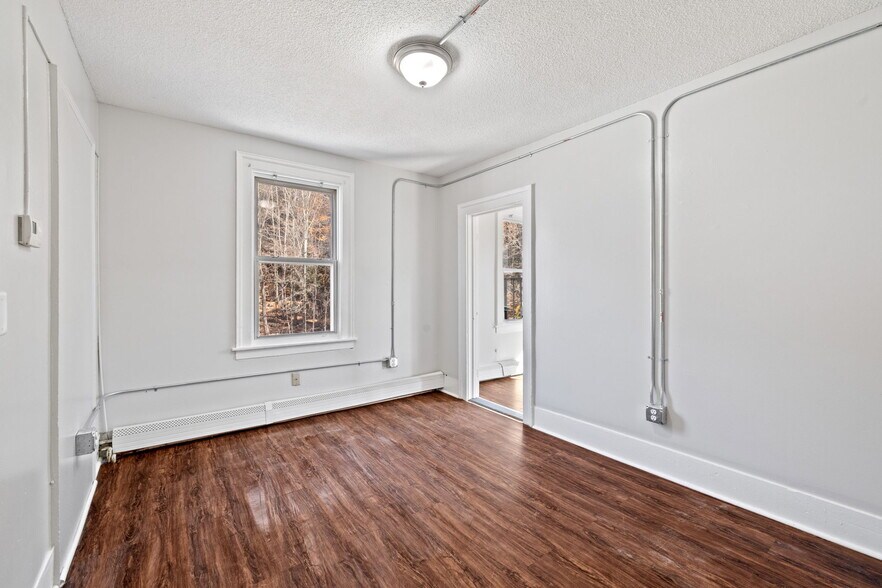 More Photos Of 524 Sunapee St, Newport Apartments For Sale