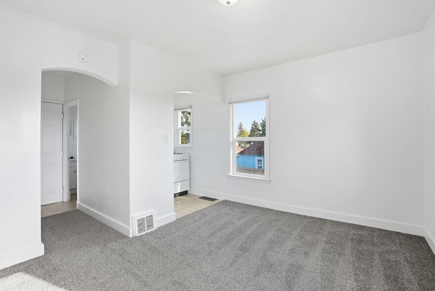 More Photos Of 1704-1712 N Ash St, Spokane Apartments For Sale