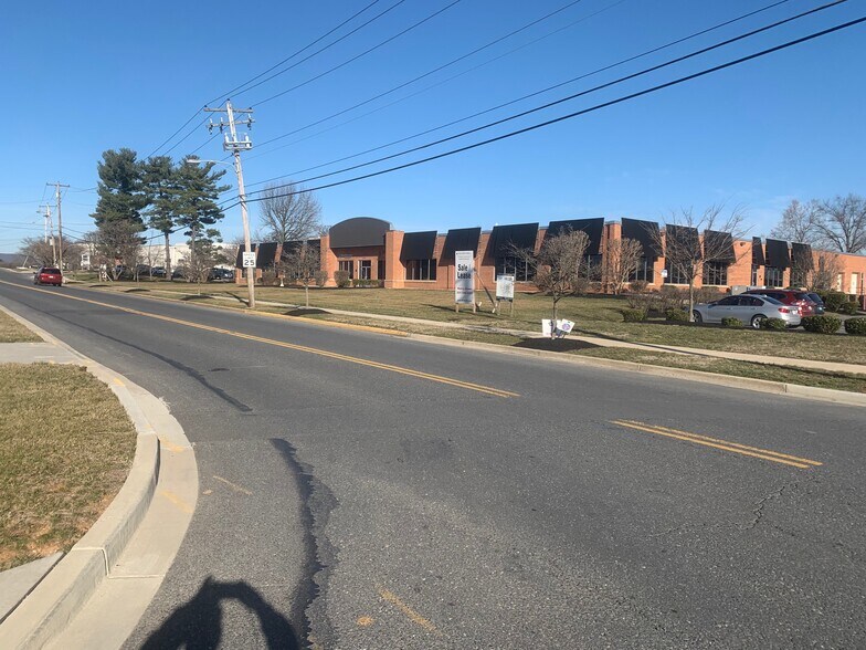 More Photos Of 1341 Hughes Ford Rd, Frederick Light Manufacturing For Lease