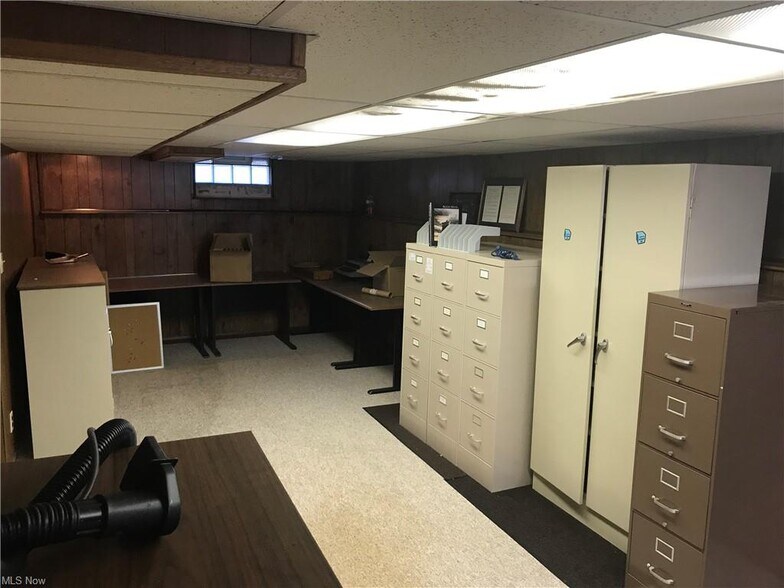 More Photos Of 2918 Plymouth Ave, Rocky River Office For Sale