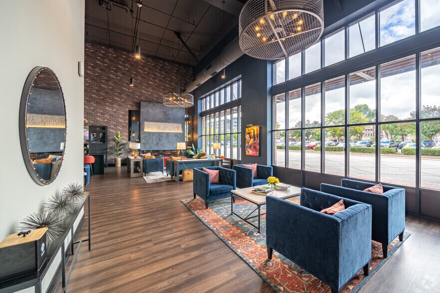 More Photos Of 122 E Northwest Hwy, Mount Prospect Apartments For Lease