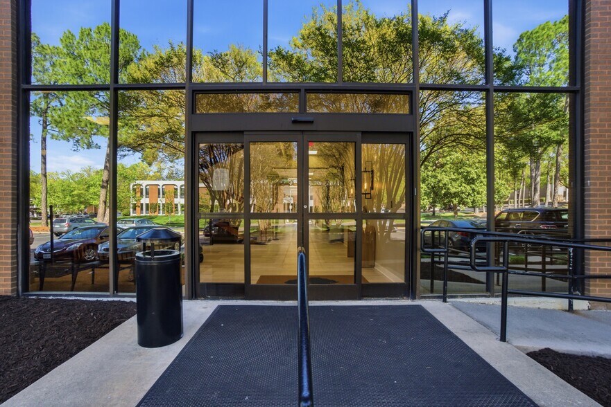 More Photos Of 1603 Santa Rosa Rd, Richmond Medical For Sale