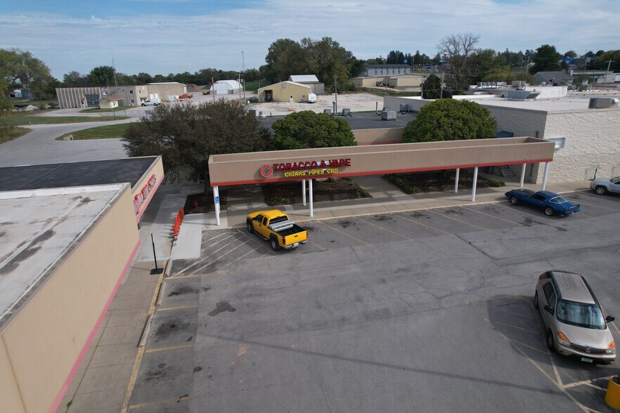 More Photos Of 1600-1628 E 7th St, Atlantic Unknown For Lease