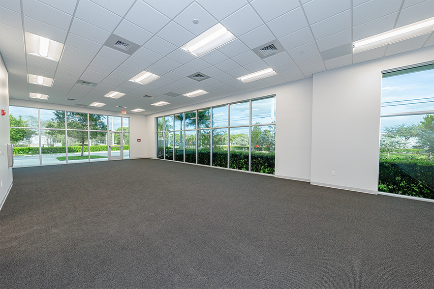 More Photos Of 12000 NW 39 St, Coral Springs Unknown For Lease