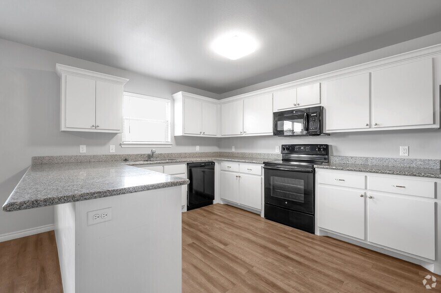 More Photos Of 3402 Itasca St, Lubbock Apartments For Sale