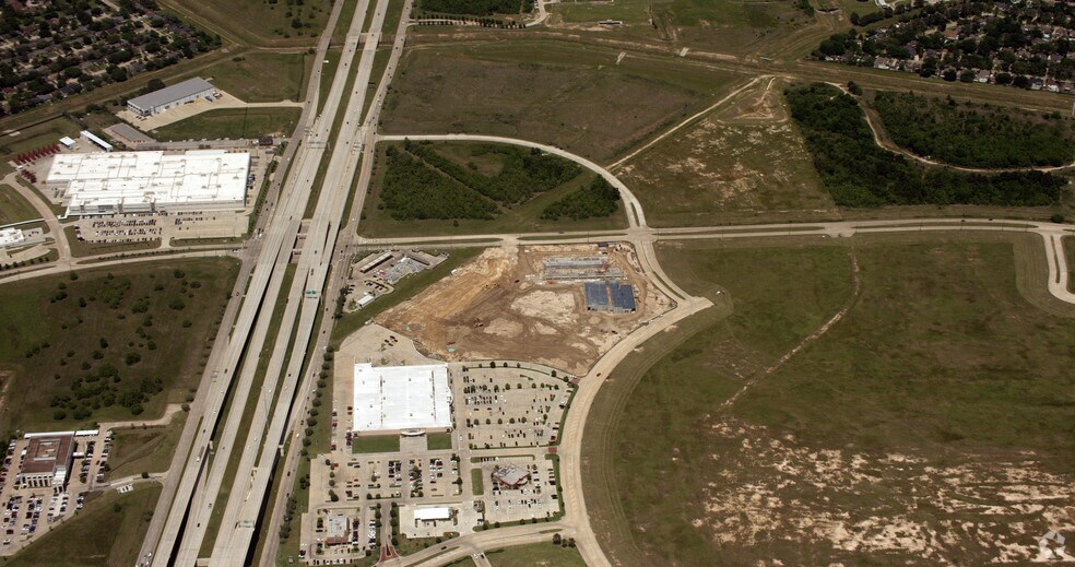 More Photos Of 1227 Grand West Blvd, Katy Coworking Space