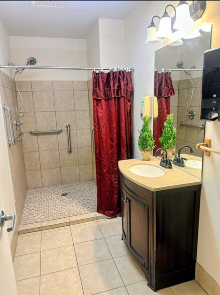 More Photos Of 1104 Old Charlotte Rd, White Bluff Assisted Living For Lease