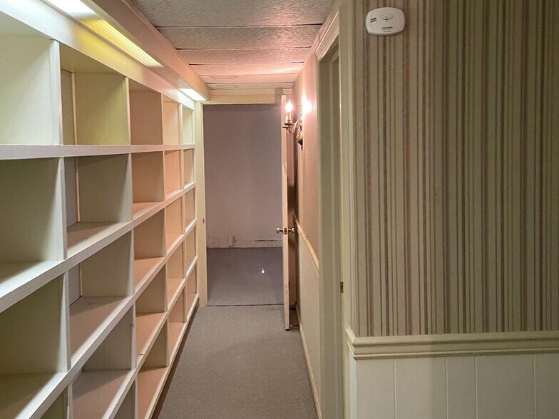 More Photos Of 135 S Duke St, York Office Residential For Lease