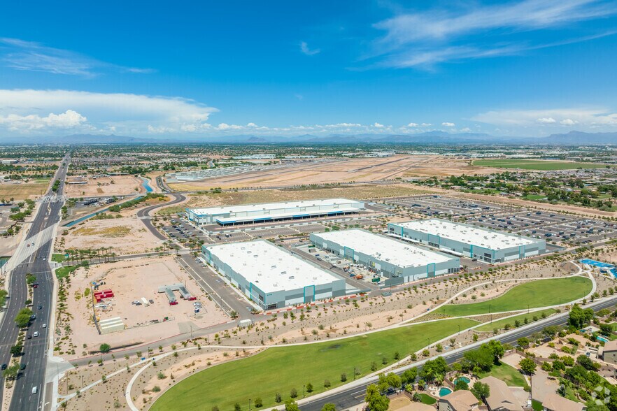 More Photos Of 3475 S McQueen Rd, Chandler Warehouse For Lease