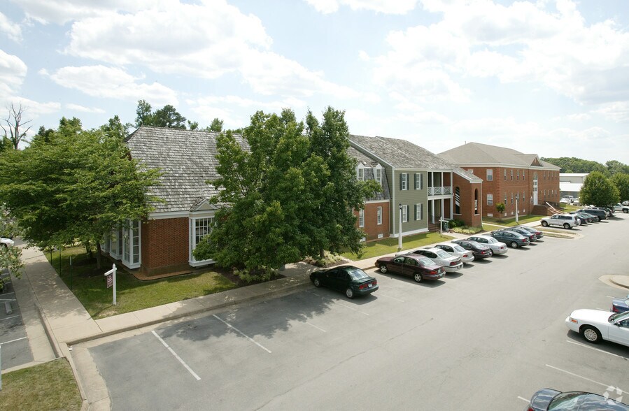Primary Photo Of 9842-9856 Lori Rd, Chesterfield Unknown For Lease