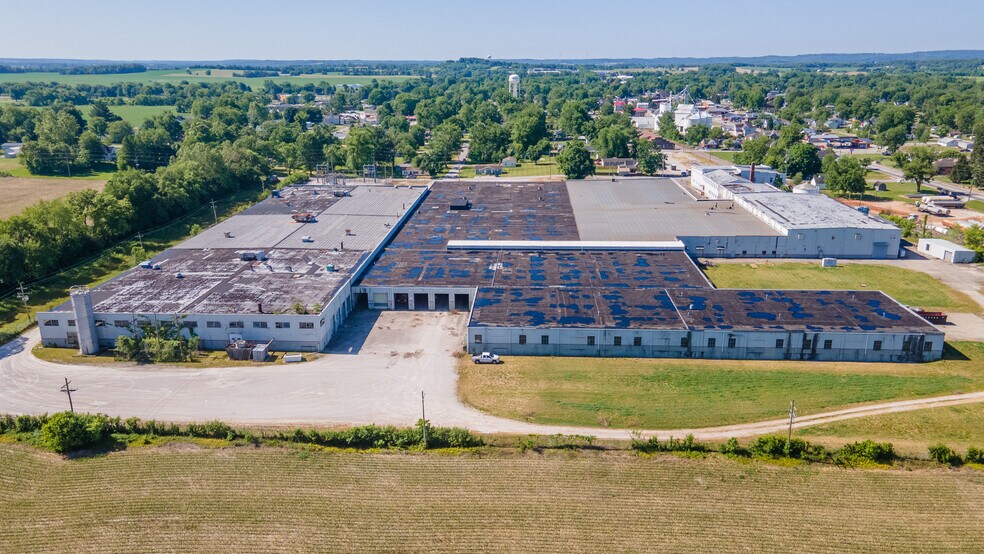 More Photos Of 190 E Polk St, Orleans Manufacturing For Lease