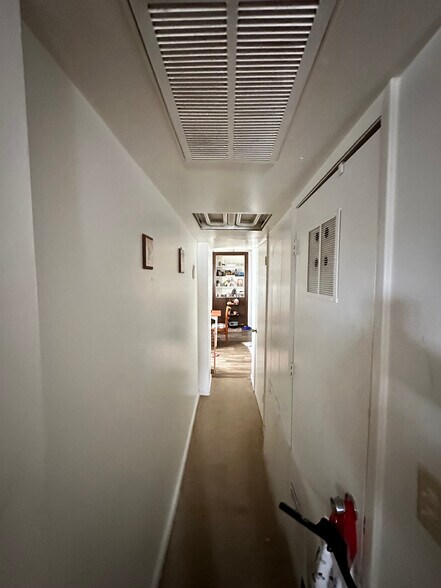 More Photos Of 1831 N C St, Elwood Apartments For Sale
