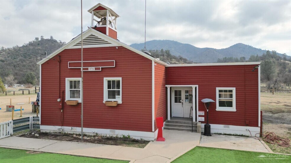 Primary Photo Of 15814 Caliente Creek Rd, Caliente Restaurant For Sale