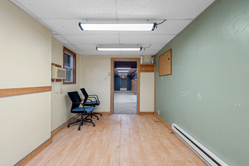 More Photos Of N5367 Mayflower Rd, Shiocton Office For Sale