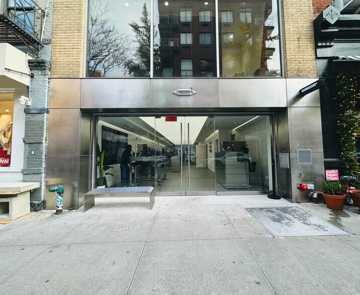 More Photos Of 258 Elizabeth St, New York Storefront Retail Office For Lease