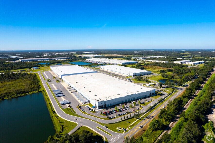 More Photos Of 5300 Allen K Breed Hwy, Lakeland Unknown For Lease