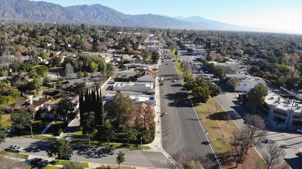 More Photos Of 2065-2095 Huntington Dr, San Marino Office For Sale