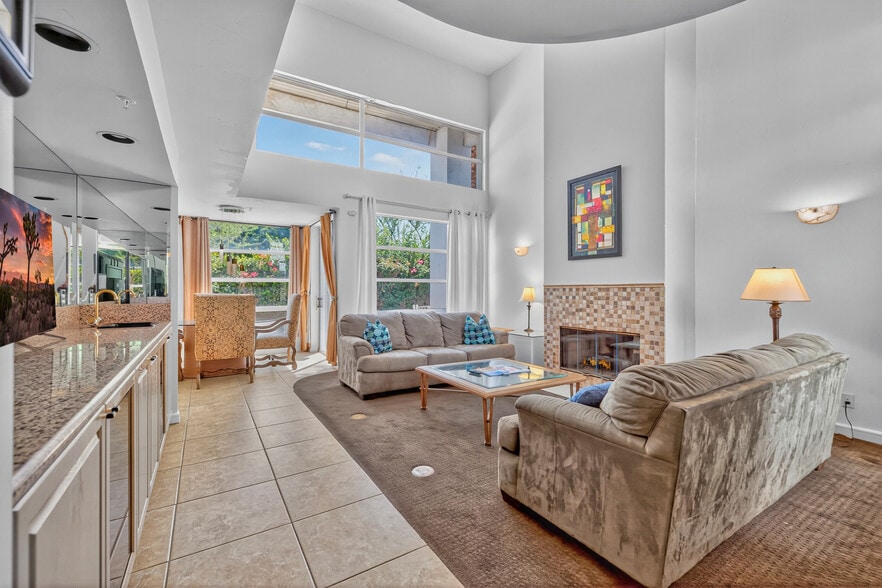 More Photos Of 67590 Jones Rd, Cathedral City Hotel For Sale