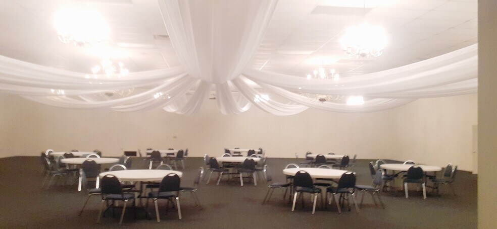 More Photos Of 1489 Milford St, Clarksburg Office For Sale