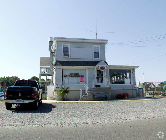 Primary Photo Of 61 N Park Ave, Keansburg Marina For Sale