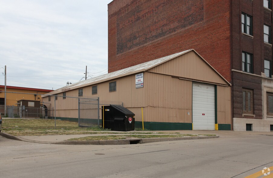 More Photos Of 1220 Liberty St, Kansas City Warehouse For Lease
