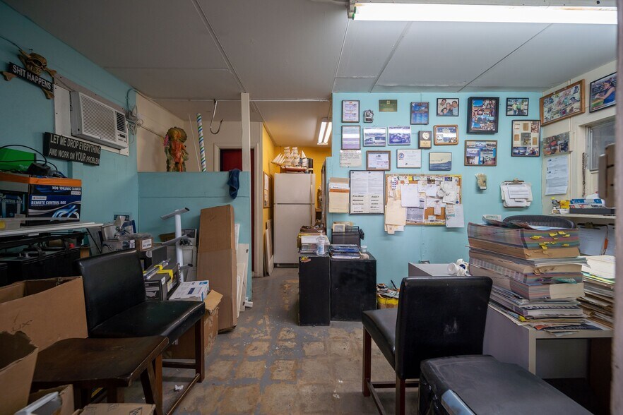 More Photos Of 1040 E 26th St, Hialeah Warehouse For Sale