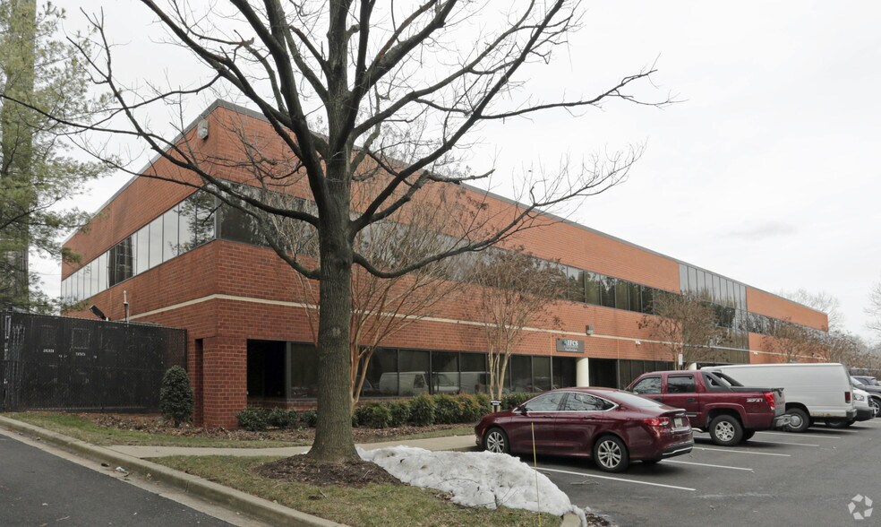 More Photos Of 4200 Forbes Blvd, Lanham Office For Lease