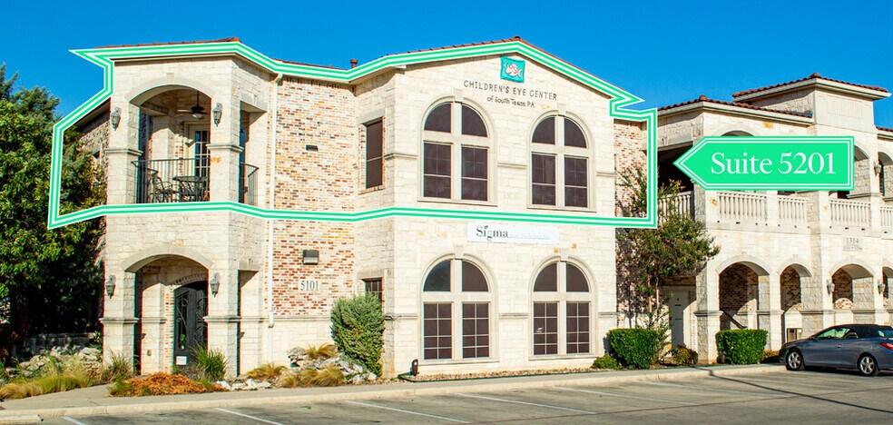 More Photos Of 1314 E Sonterra Blvd, San Antonio Medical For Sale