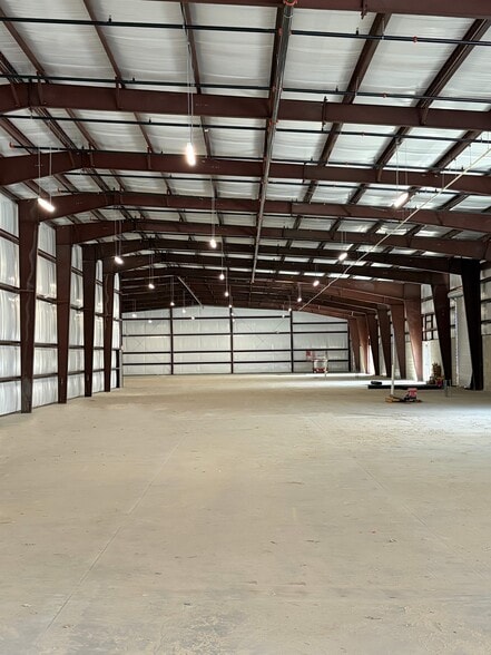 More Photos Of 137 Atlantic Dr, Maitland Warehouse For Lease