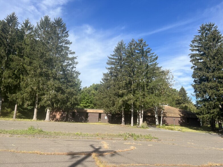 Primary Photo Of 503 Chase Pky, Waterbury Land For Sale