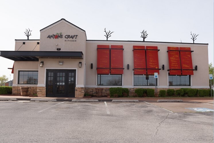 More Photos Of 2610 W Memorial Rd, Oklahoma City Restaurant For Sale
