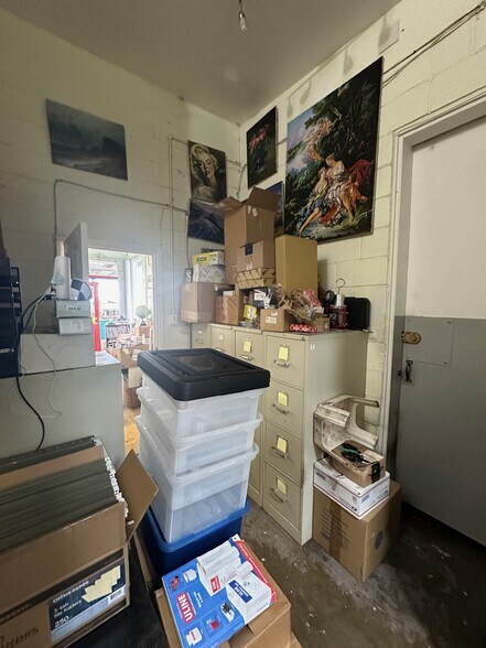 More Photos Of 3135 Lower Kula Rd, Kula Storefront Retail Office For Sale