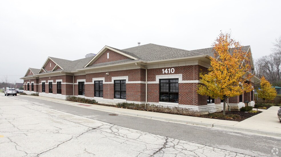 More Photos Of 1410 N Arlington Heights Rd, Arlington Heights Medical For Lease