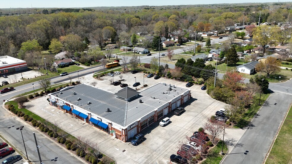 More Photos Of 7878-7892 Idlewild Rd, Indian Trail General Retail For Sale