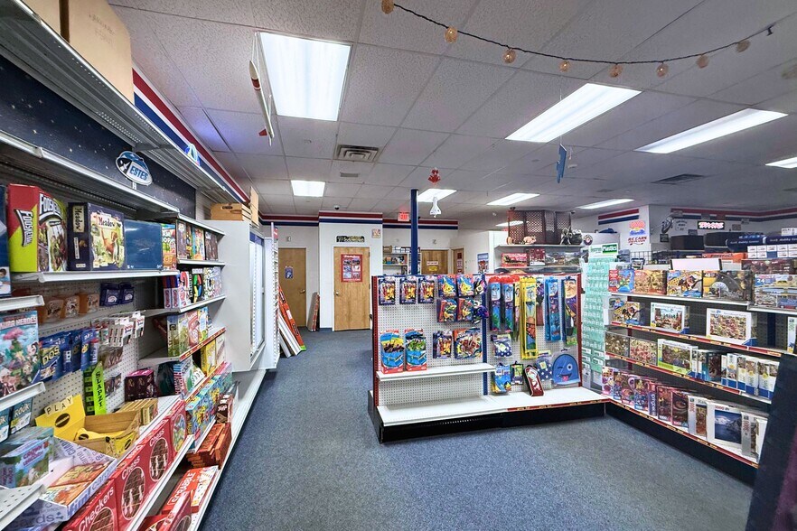 More Photos Of 837-923 Post Rd, Fairfield Unknown For Lease