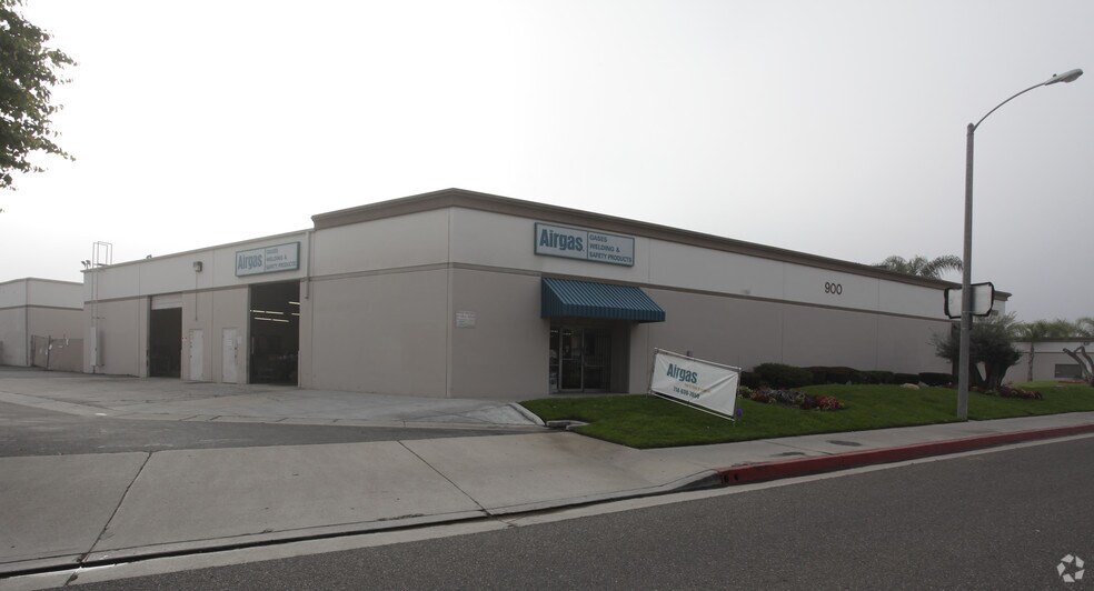 More Photos Of 900 S Placentia Ave, Placentia Warehouse For Lease