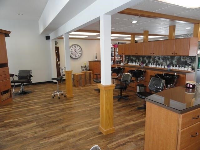 More Photos Of 6562 Lake Rd, Windsor Storefront Retail Office For Sale