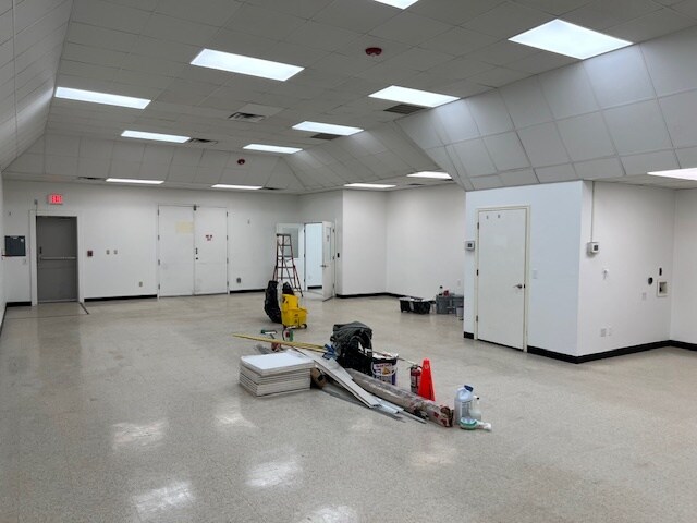 More Photos Of 5920 S General Bruce Dr, Temple Warehouse For Lease