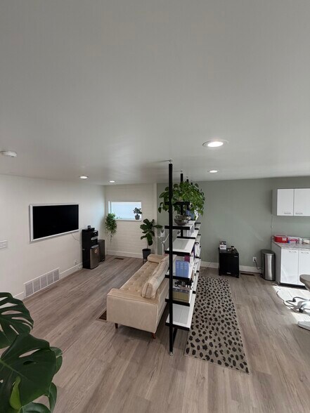 More Photos Of 1549 S 1100 E, Salt Lake City Office For Lease