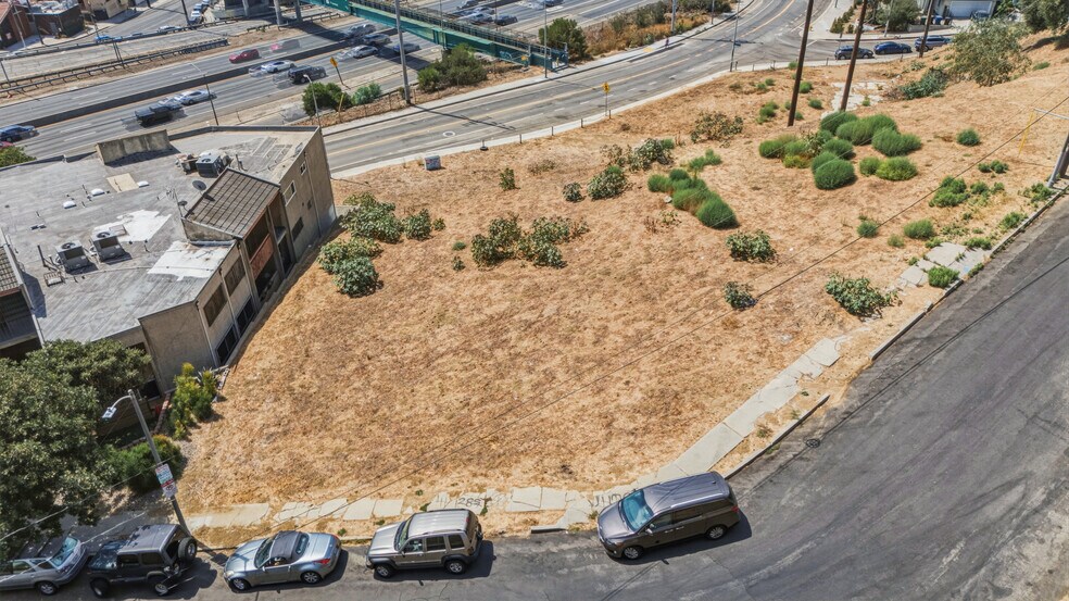 More Photos Of 626 Lookout Dr, Los Angeles Land For Sale