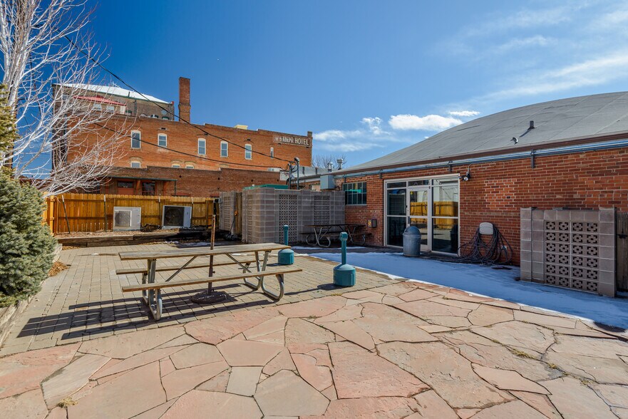 More Photos Of 225 W 2nd St, Pueblo Office For Lease