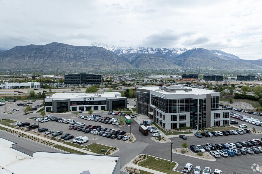 More Photos Of 2570 W 600 N, Lindon Office For Lease