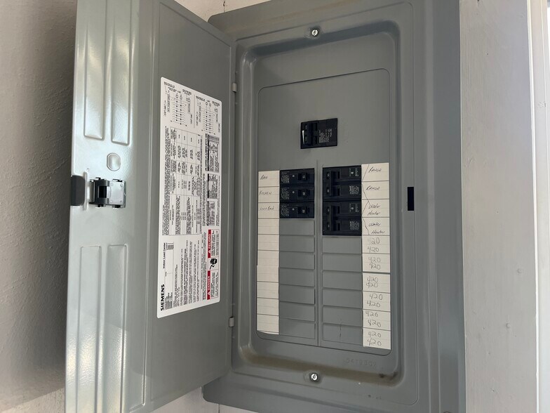 More Photos Of 1040 7th Ave, Baldwin Apartments For Sale