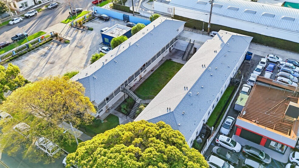 More Photos Of 116 S Orange Ave, Santa Ana Apartments For Sale