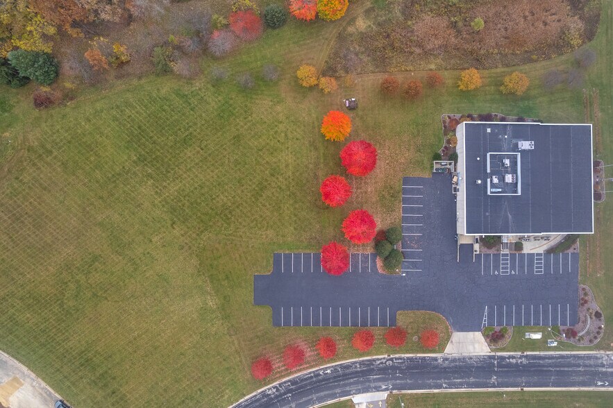 More Photos Of 600 Kenseth Way, Cambridge Lodge Meeting Hall For Sale