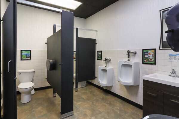 More Photos Of 851 S Garfield, Traverse City General Retail For Sale