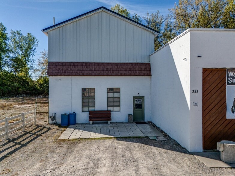 More Photos Of 322 Illinois Ave, Maumee Warehouse For Sale