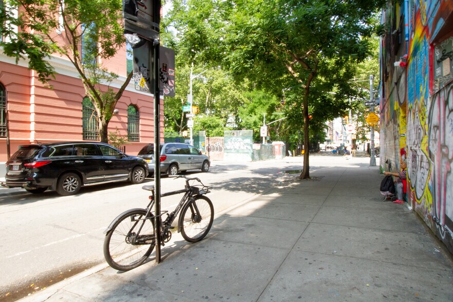 More Photos Of 40 Rivington St, New York Apartments For Lease