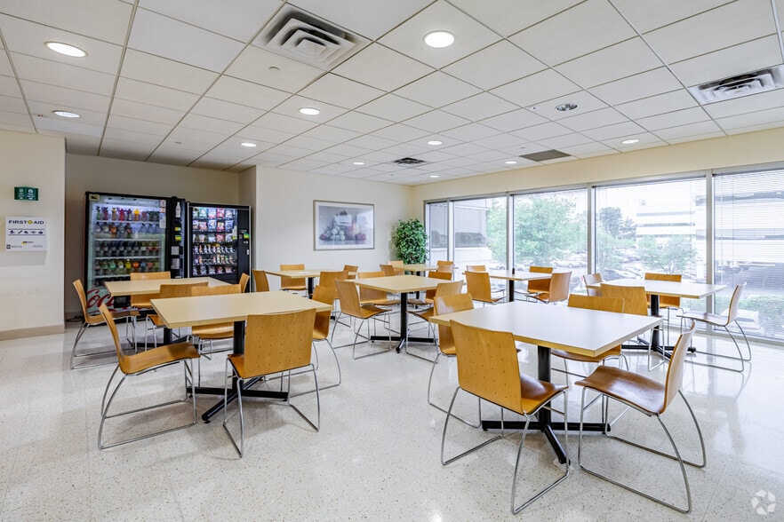 More Photos Of 611 River Dr, Elmwood Park Office For Sale